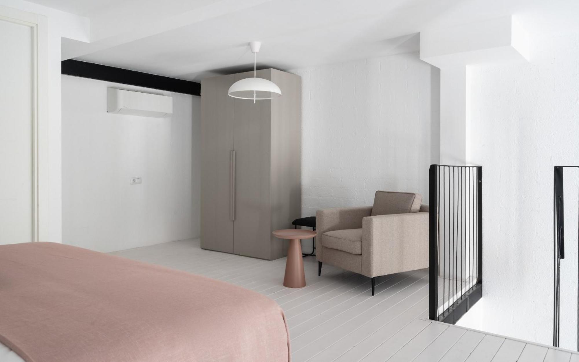 Limehome Hernan Cortes Almeria