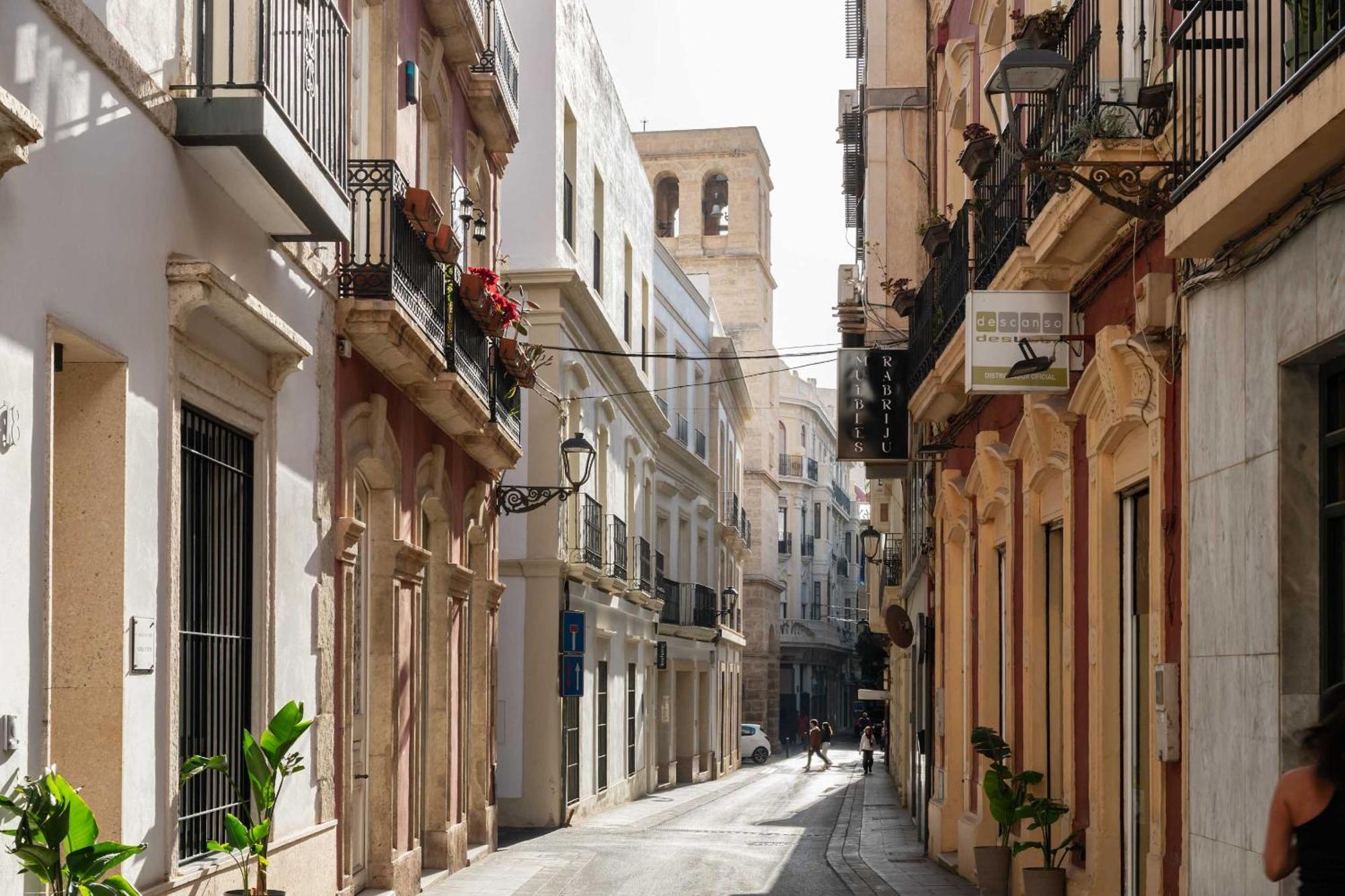 Limehome Hernan Cortes Apartment Almería